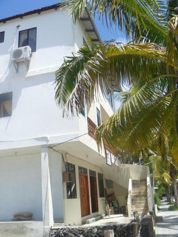 Casa Los Delfines Puerto Villamil Exterior foto